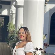 Francés es mi idioma nativo podré dar clases a niños igual que a adultos que quieren estudiarlo.